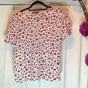 Suzy Shier red blossom top . Sz XL
